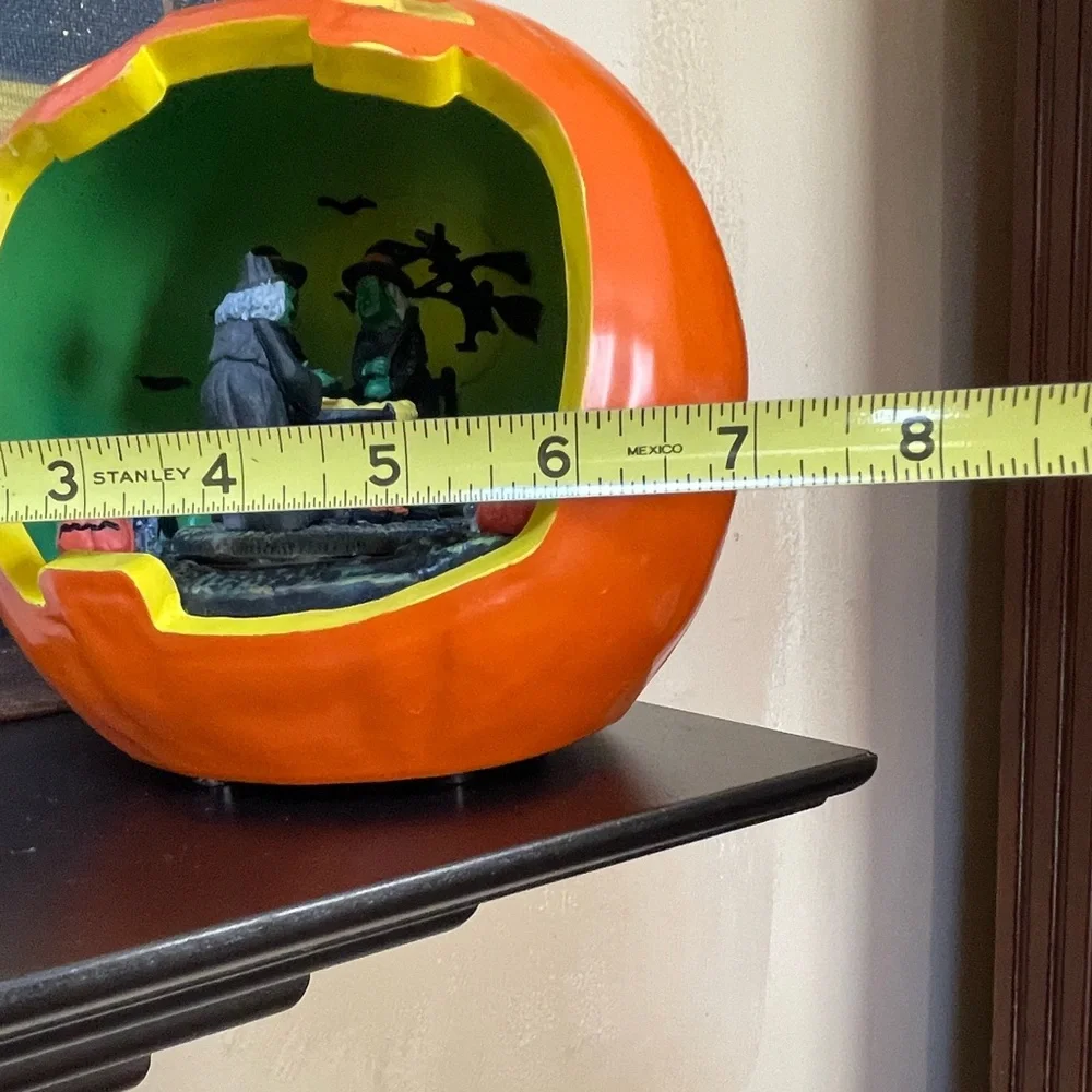 Halloween Village Scene Witch Trio Animated Roating sound Illumination See video